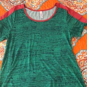 LuLaRoe XL Classic T